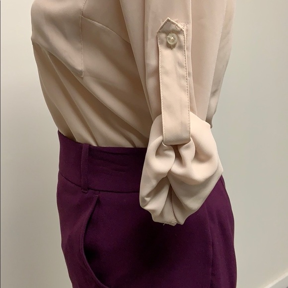 XS Express blouse with faux leather collar. - Picture 5 of 6